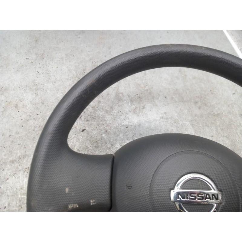 Volant NISSAN MICRA 3 Photo n°1