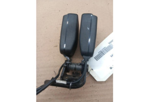 Attache ceinture arriere droit PEUGEOT 207 Photo n°2