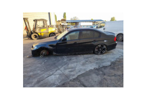 Vitre arriere droit BMW SERIE 3 E90 Photo n°20