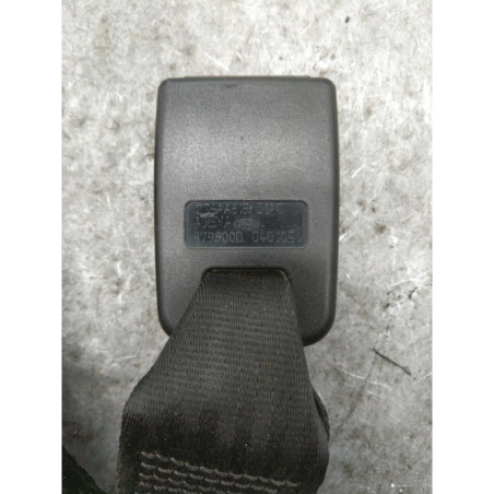 Attache ceinture arriere droit FORD FIESTA 5