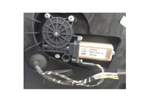 Leve vitre electrique avant droit FORD FIESTA 5 Photo n°1