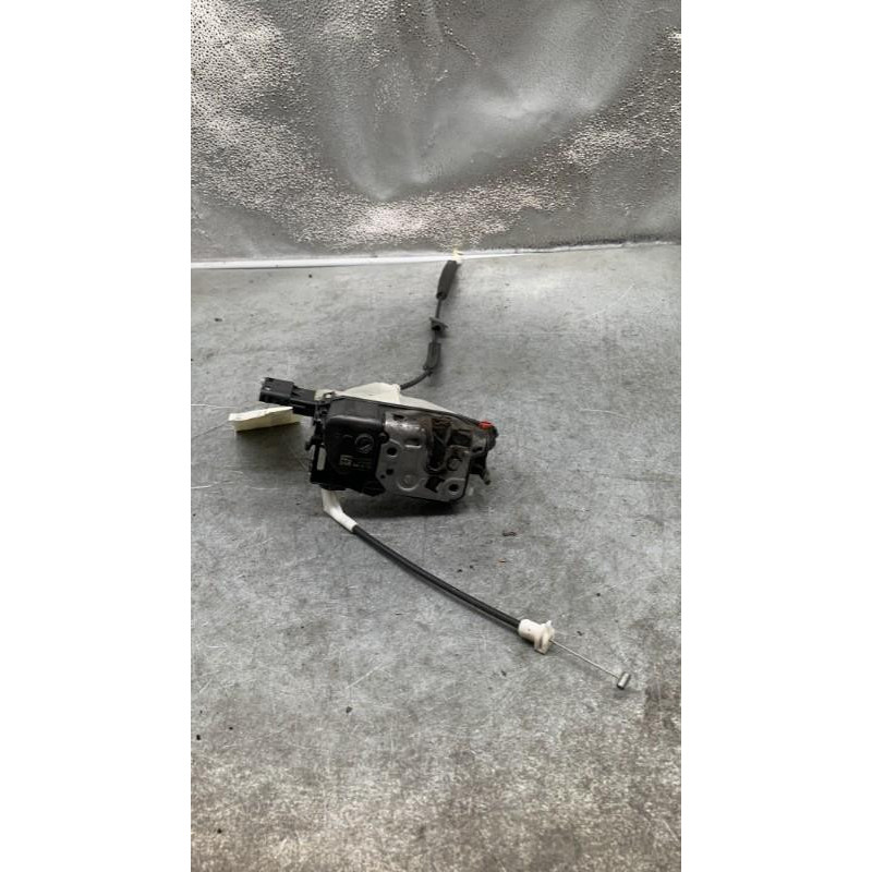 Serrure arriere droit CITROEN C3 2 Photo n°1
