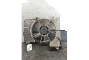 Moto ventilateur radiateur TOYOTA YARIS 2 Photo n°4