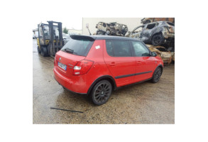 Feu arriere stop central SKODA FABIA 2 Photo n°15