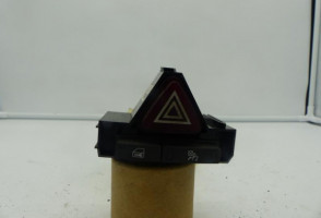 Bouton de warning OPEL CORSA D