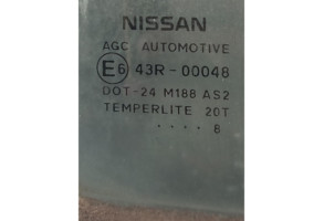 Vitre arriere droit NISSAN QASHQAI 1 Photo n°2