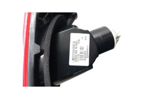 Feu arriere secondaire droit (feux) NISSAN QASHQAI 1 Photo n°3