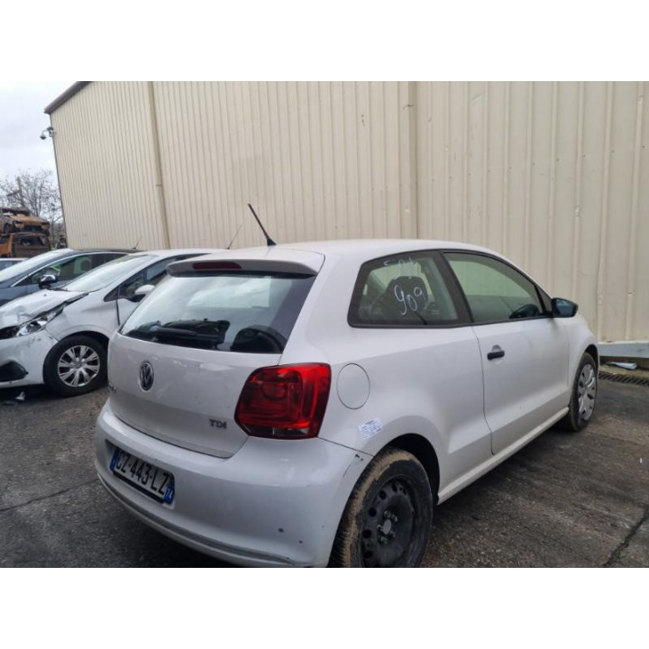 Poignee porte avant gauche VOLKSWAGEN POLO 5 Photo n°8