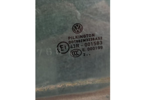 Vitre avant gauche VOLKSWAGEN POLO 5 Photo n°2