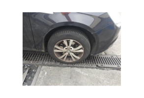 Verin de coffre ALFA ROMEO GIULIETTA 2 Photo n°4