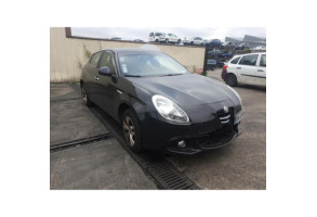Verin de coffre ALFA ROMEO GIULIETTA 2 Photo n°8