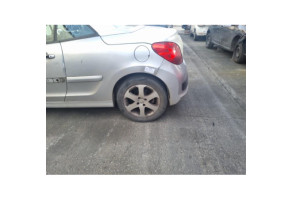 Attache ceinture arriere droit PEUGEOT 207 Photo n°14
