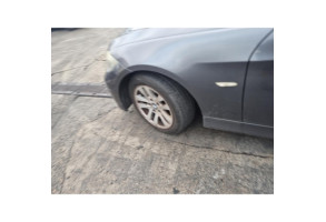 Anti brouillard droit (feux) BMW SERIE 3 E91 Photo n°14