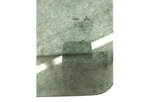 Vitre avant droit MITSUBISHI PAJERO 2 Photo n°2