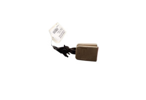 Attache ceinture arriere droit PEUGEOT 407 Photo n°1