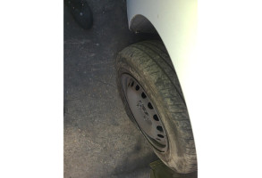 Calandre RENAULT KANGOO 2 Photo n°4