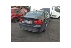 Attache ceinture arriere droit BMW SERIE 3 E90 Photo n°17