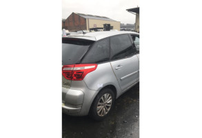 Renfort pare choc avant (traverse) CITROEN C4 PICASSO 1 Photo n°5