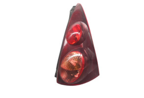 Feu arriere principal droit (feux) PEUGEOT 107 Photo n°3