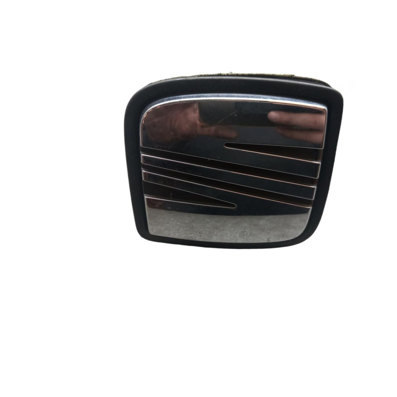 Bouton de coffre SEAT LEON 1 Photo n°1