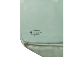 Vitre arriere droit DODGE CALIBER Photo n°1