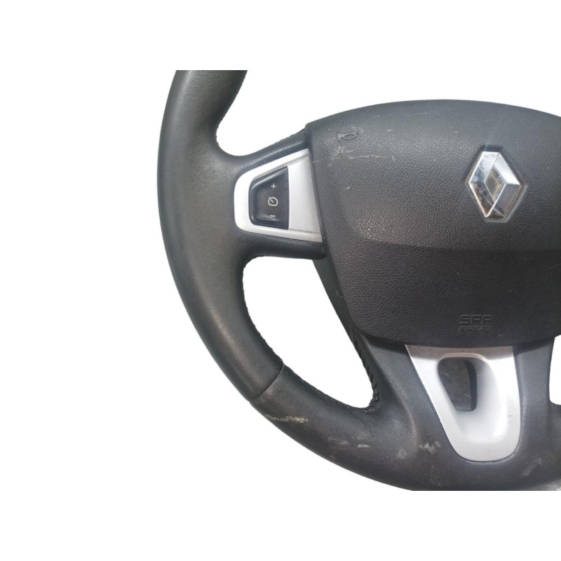 Volant RENAULT GRAND SCENIC 3 Photo n°1