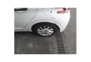 Moto ventilateur radiateur PEUGEOT 208 1 Photo n°9