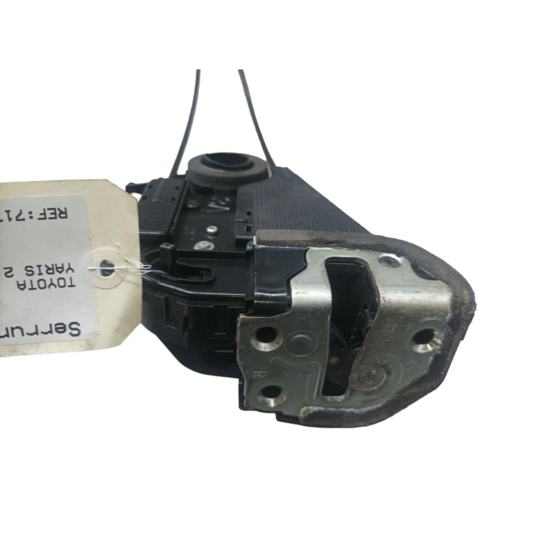 Serrure arriere droit TOYOTA YARIS 2 Photo n°1