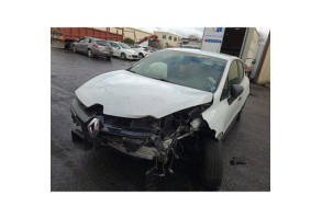 Feu arriere secondaire gauche (feux) RENAULT CLIO 4 Photo n°4