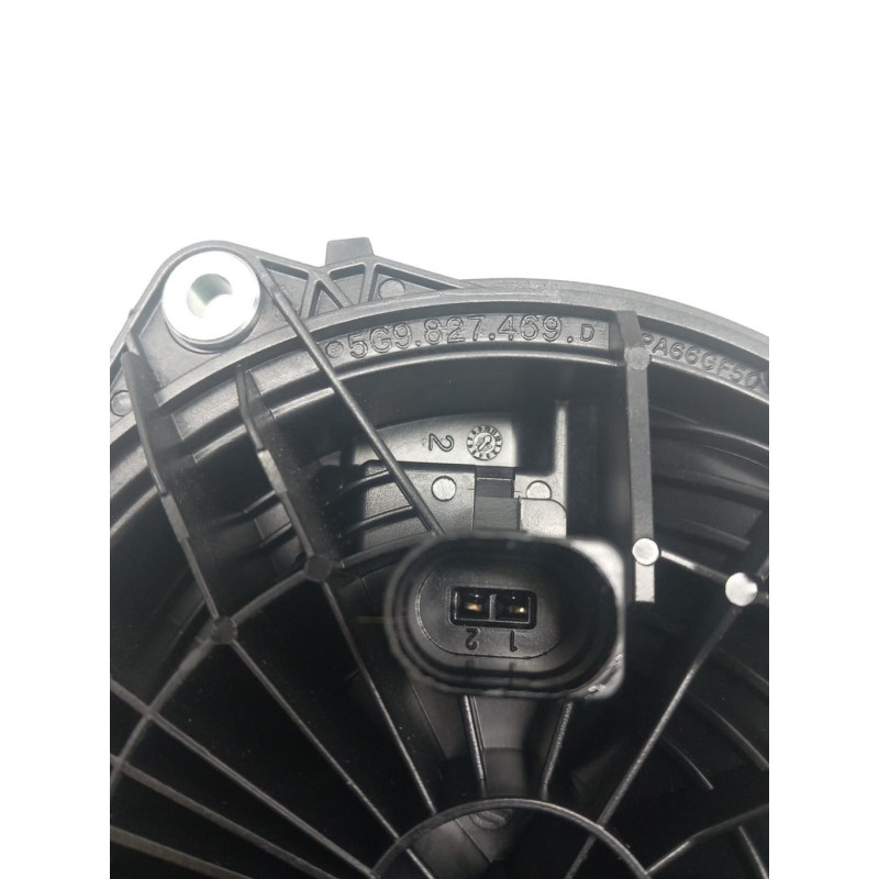 Bouton de coffre VOLKSWAGEN GOLF 7 Photo n°2
