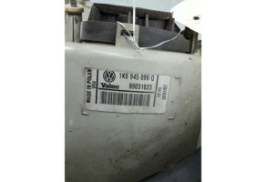 Feu arriere principal droit (feux) VOLKSWAGEN GOLF 5 Photo n°2