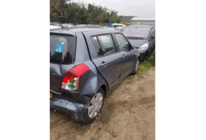 Vitre avant gauche SUZUKI SWIFT 3 Photo n°7
