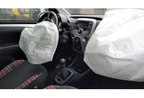 Leve vitre electrique avant droit CITROEN C1 2 Photo n°8