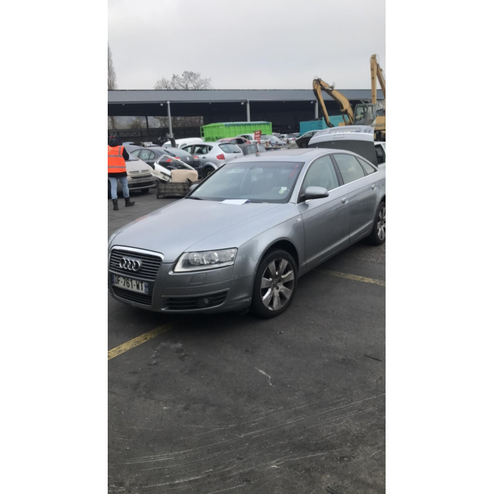 Verin de coffre AUDI A6 3 Photo n°3