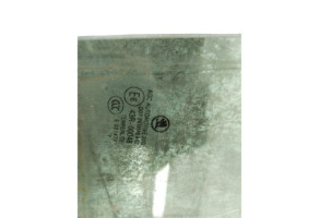 Vitre arriere droit SKODA OCTAVIA 3 Photo n°1