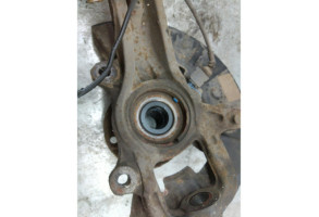 Pivot de moyeu avant droit VOLKSWAGEN TOUAREG 1 Photo n°3
