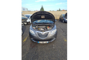 Verin de coffre LANCIA YPSILON 5 Photo n°8