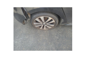 Feu arriere secondaire droit (feux) VOLKSWAGEN GOLF 6 Photo n°4