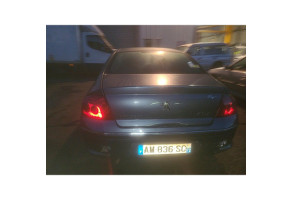 Serrure arriere droit PEUGEOT 407 Photo n°4