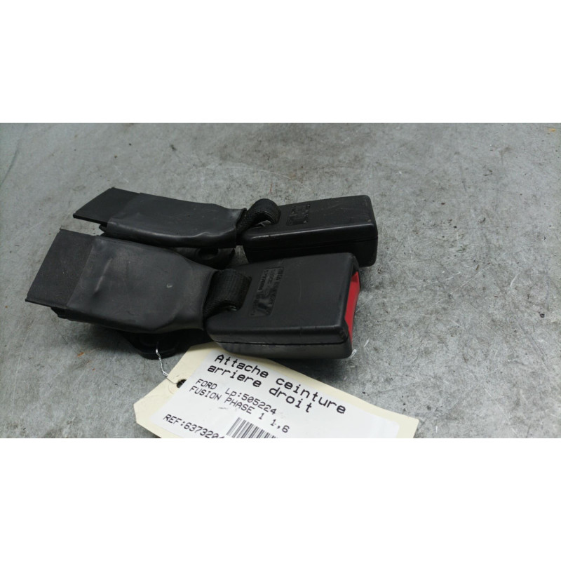 Attache ceinture arriere droit FORD FUSION Photo n°1