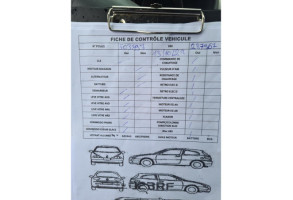 Bouton de coffre TOYOTA AURIS 1 Photo n°7