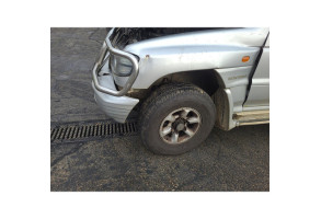 Porte arriere gauche MITSUBISHI PAJERO 2 Photo n°12