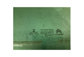 Vitre avant gauche CITROEN C4 GRAND SPACETOURER Photo n°1