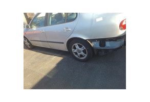 Vitre avant droit SEAT TOLEDO 2 Photo n°9