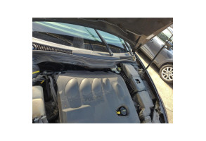 Verin de coffre VOLVO V 50 Photo n°17