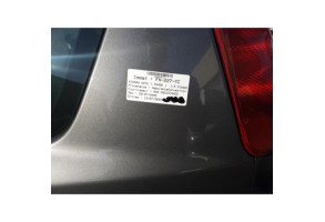 Vitre avant gauche NISSAN NOTE 1 Photo n°8