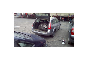 Porte arriere gauche RENAULT MEGANE 2 Photo n°8