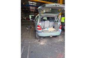 Charniere de capot RENAULT SCENIC 1 Photo n°8