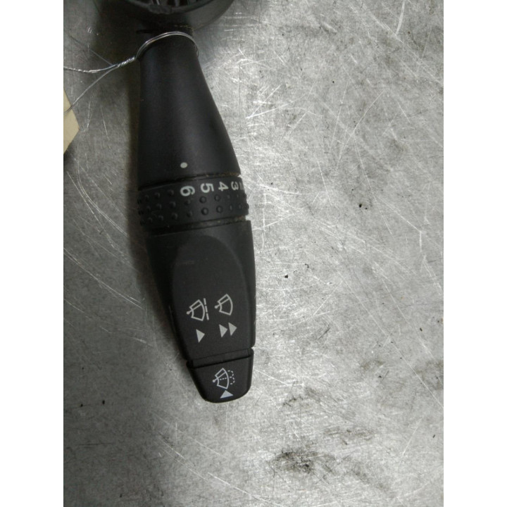 Commodo d'essuie glaces FORD FIESTA 5 Photo n°3