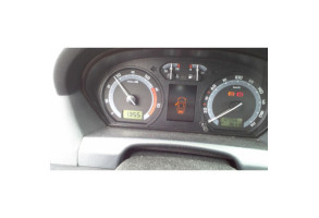 Feu arriere stop central SKODA FABIA 1 Photo n°8